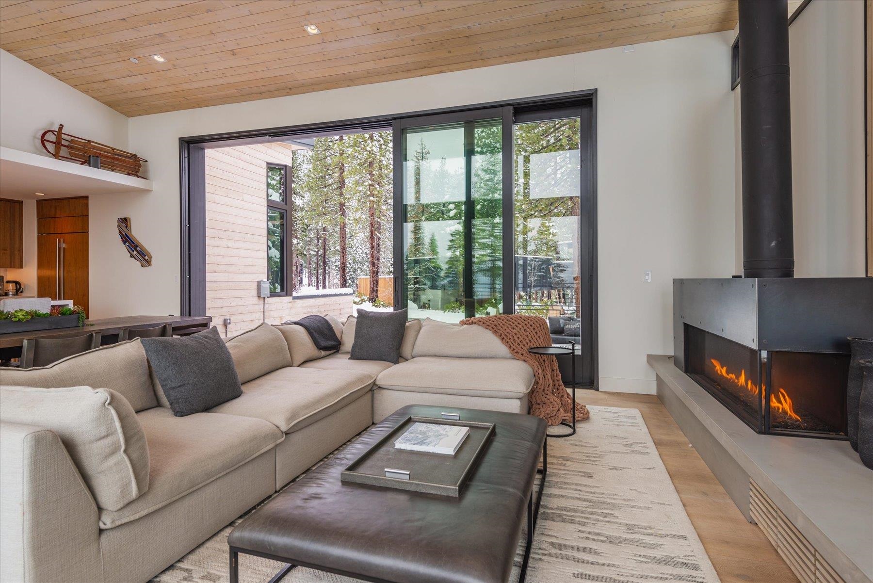 15157 Boulder Place Unit: 16