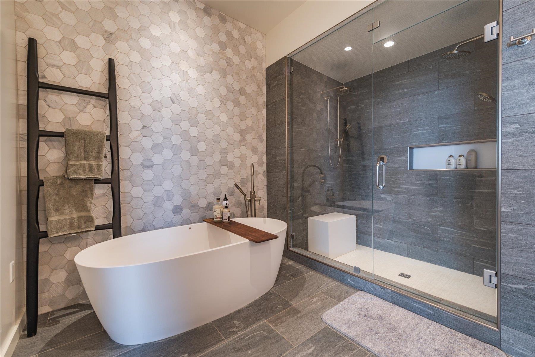 15157 Boulder Place Unit: 16