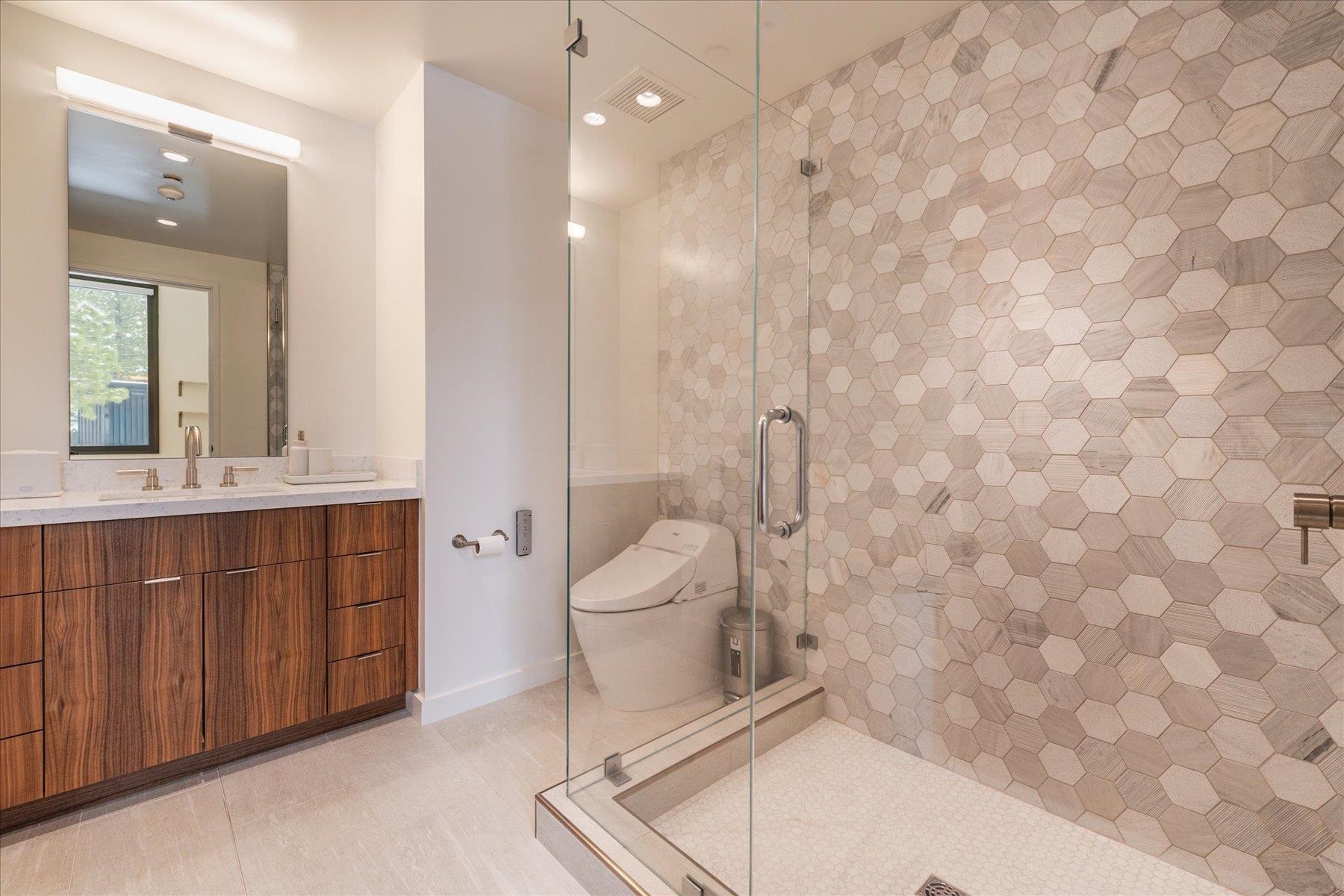 15157 Boulder Place Unit: 16