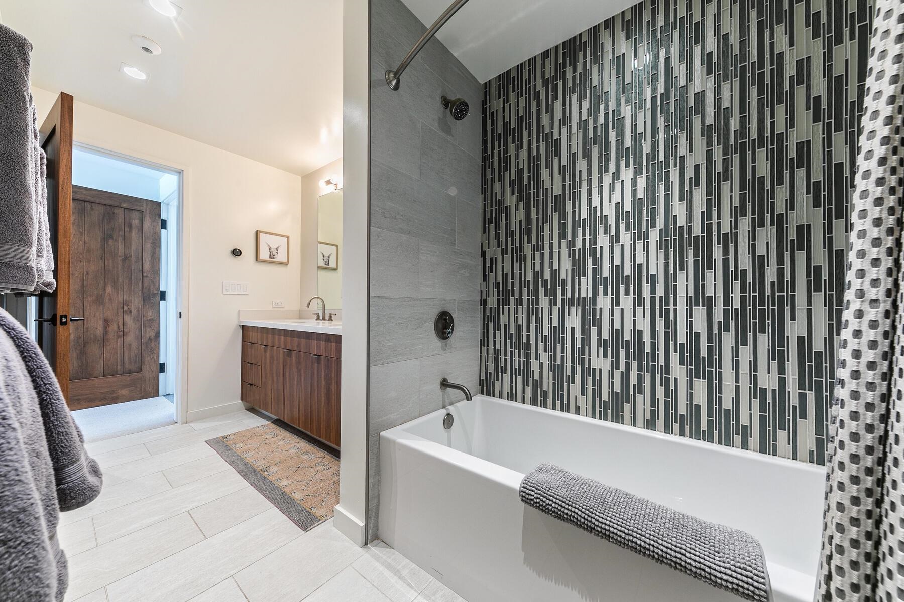 15153 Boulder Place Unit: 17