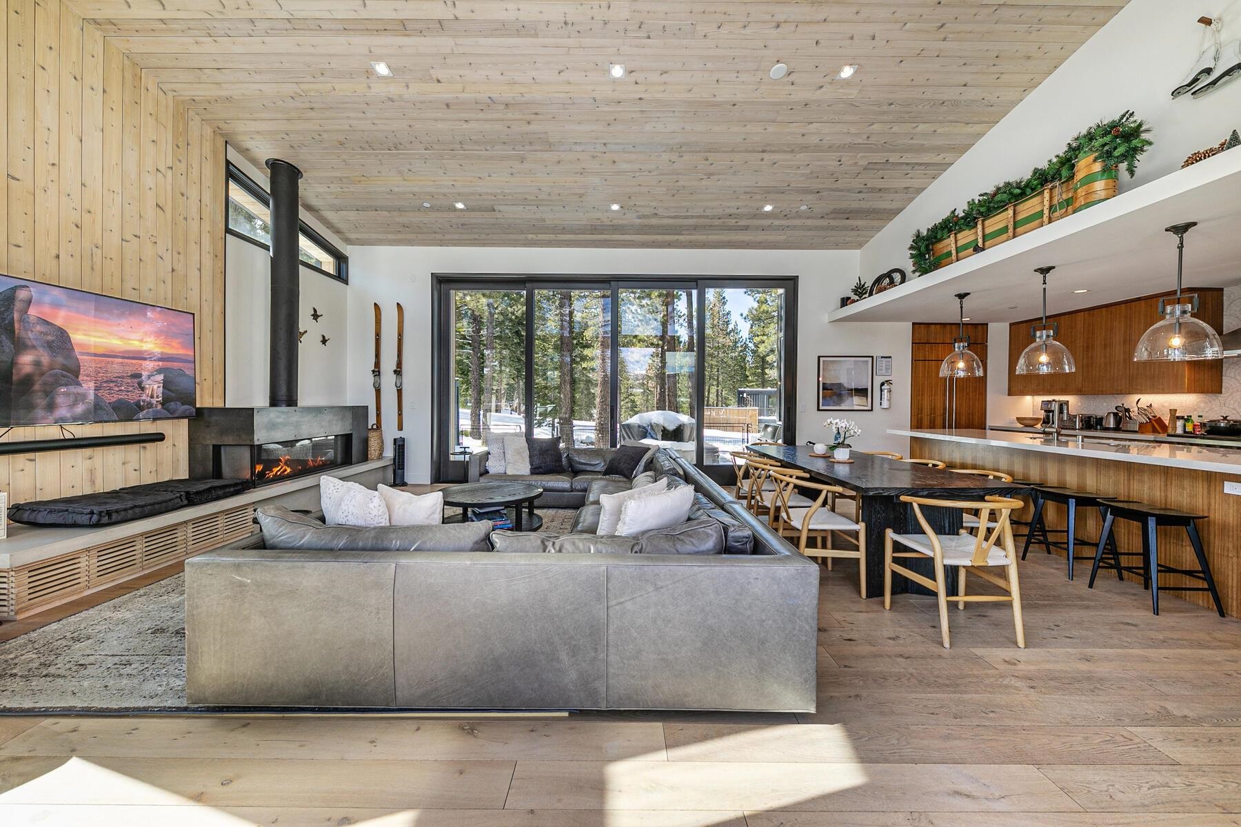 15153 Boulder Place Unit: 17