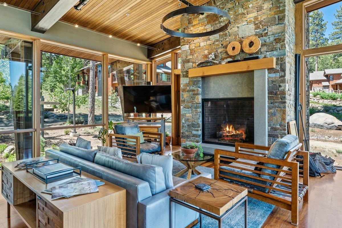 15132 Boulder Place