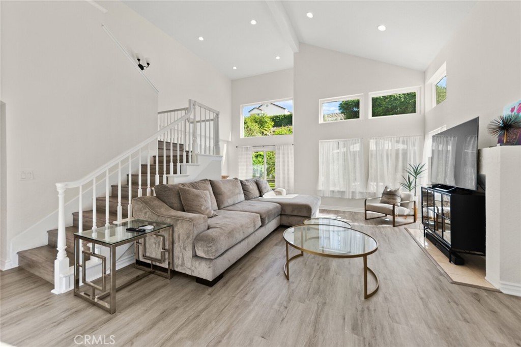 24732 Calle Conejo