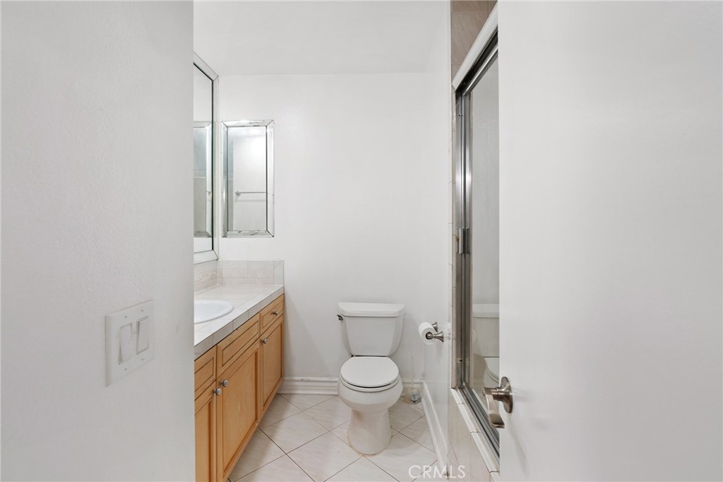 4726 Park Granada 216