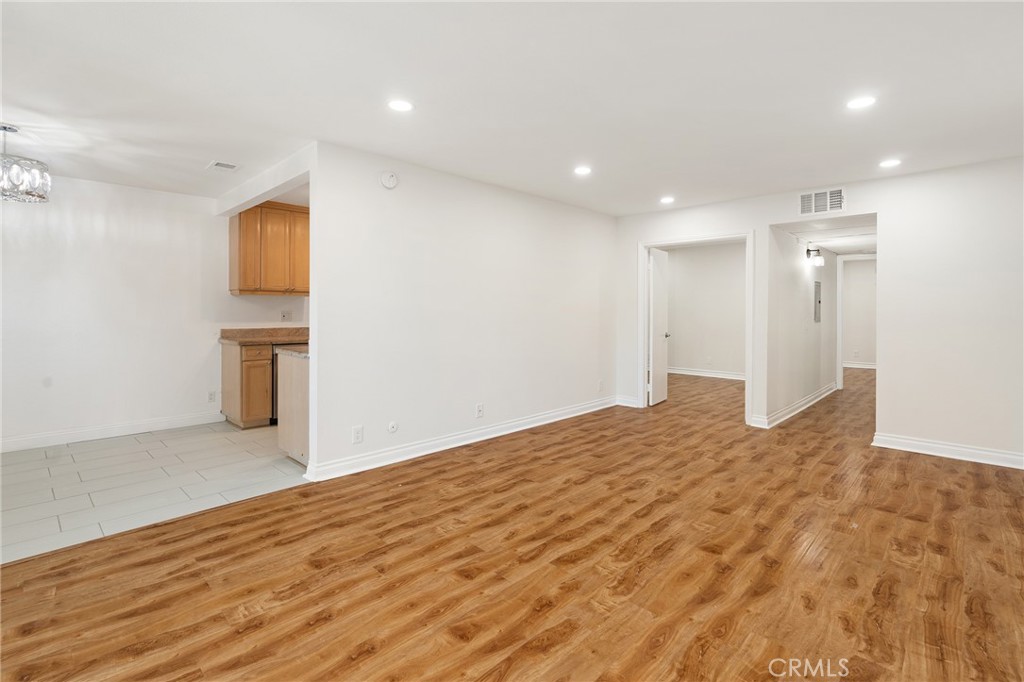 4726 Park Granada 216