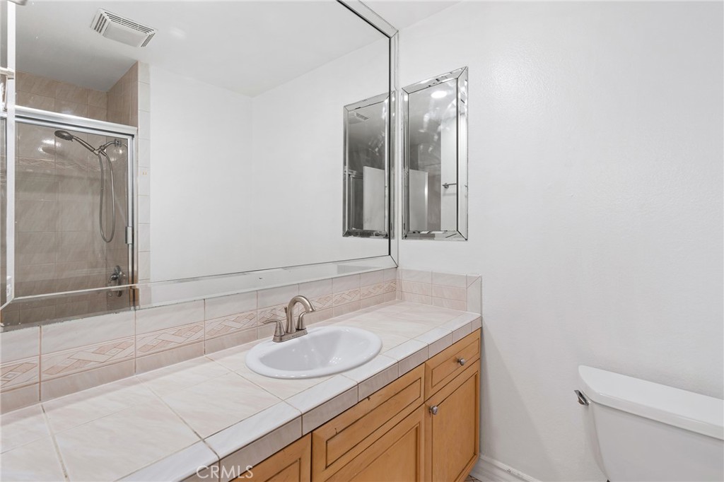 4726 Park Granada 216
