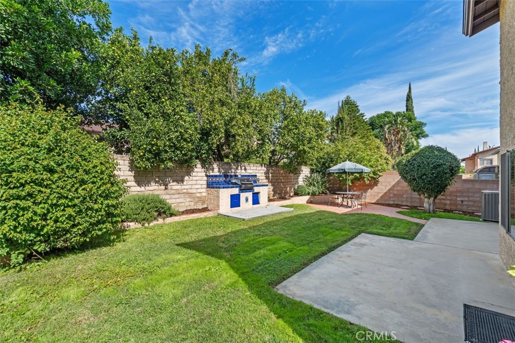 20253 Ingomar Street