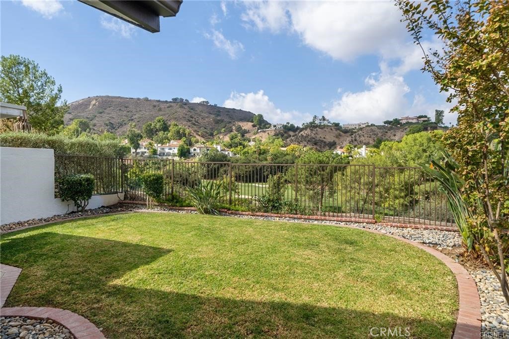 3753 Calle Joaquin