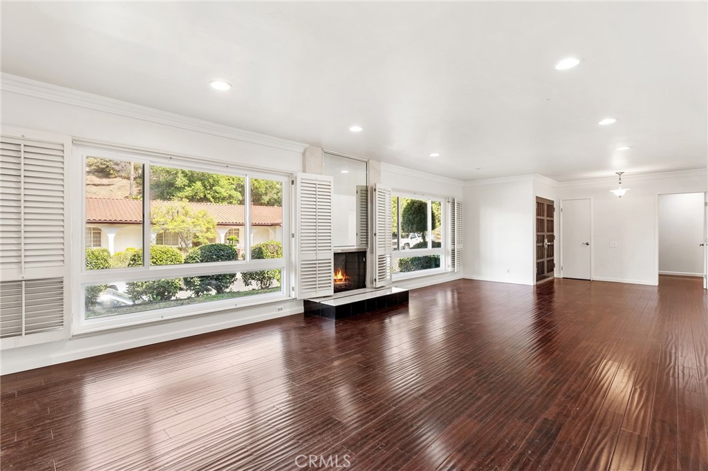 3513 Green Vista