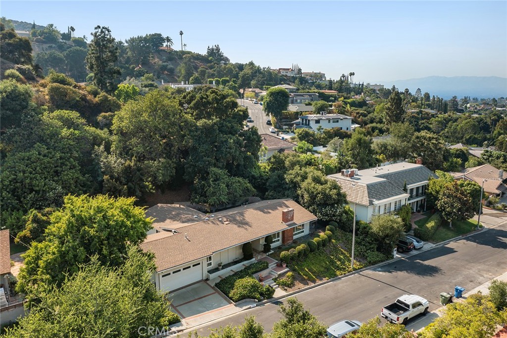 3513 Green Vista