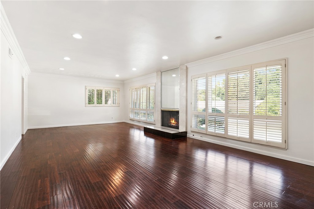 3513 Green Vista
