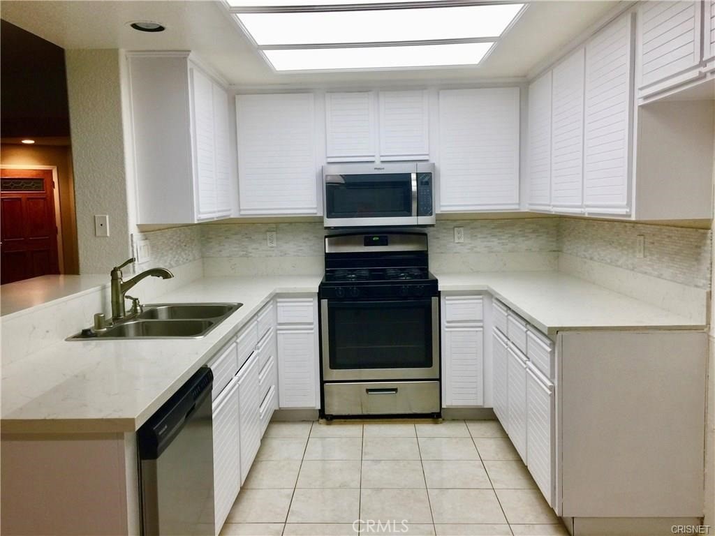 3757 Calle Joaquin