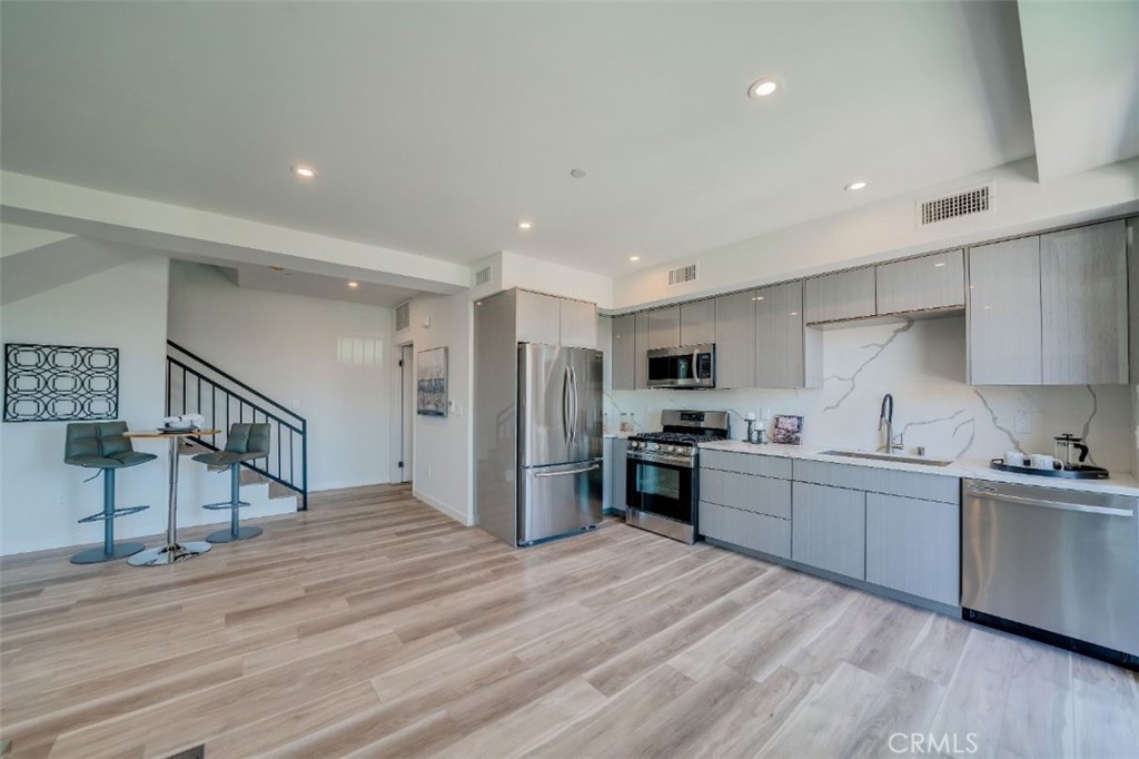 7018 Alabama Avenue 302