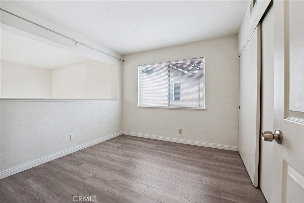 24687 Calle Largo