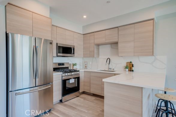 7018 Alabama Avenue 201