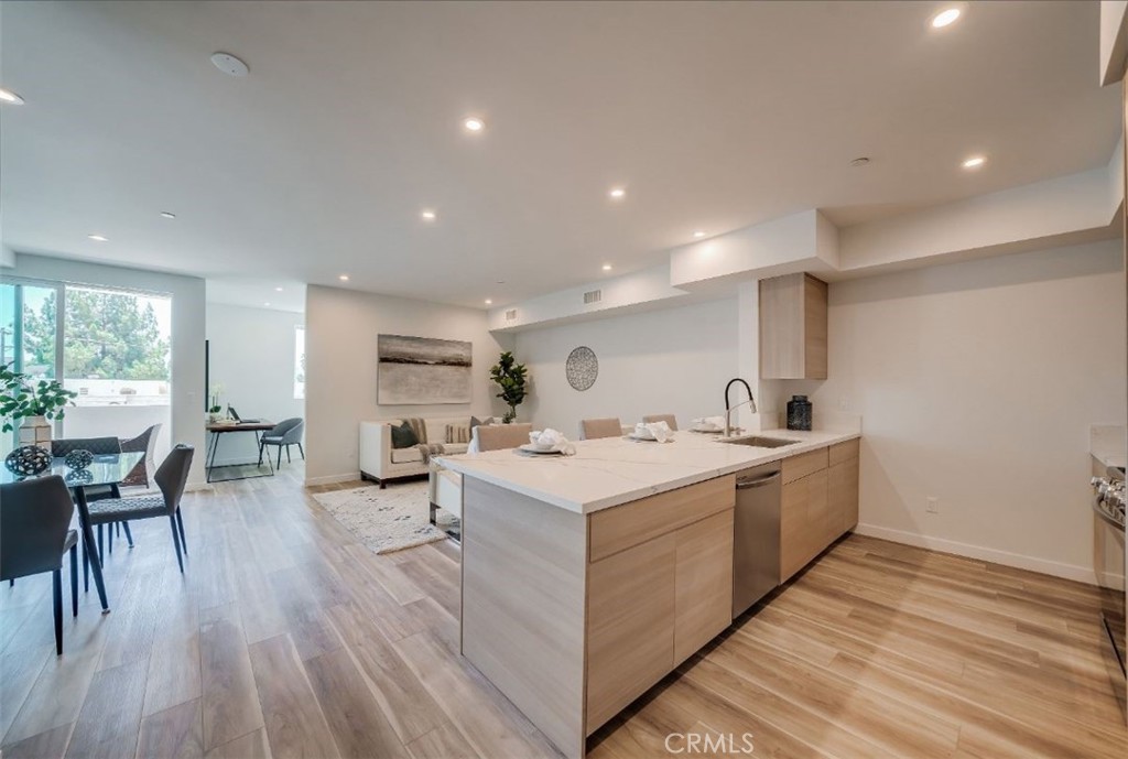 7018 Alabama Avenue 201