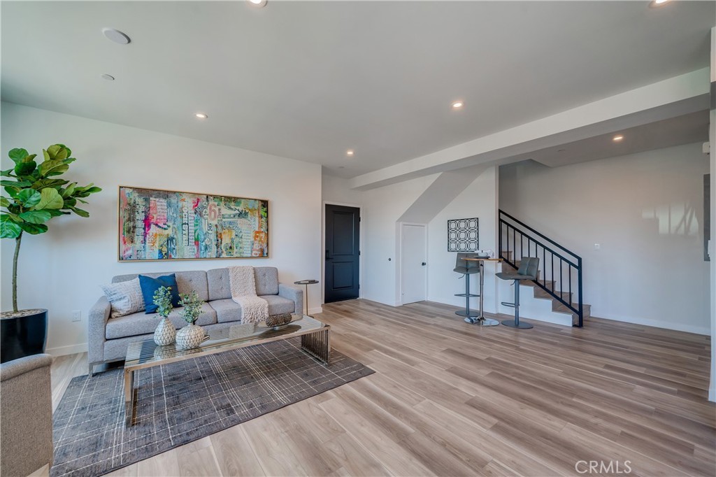 7018 Alabama Avenue 301