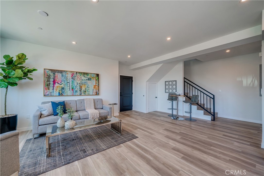 7018 Alabama Avenue 301