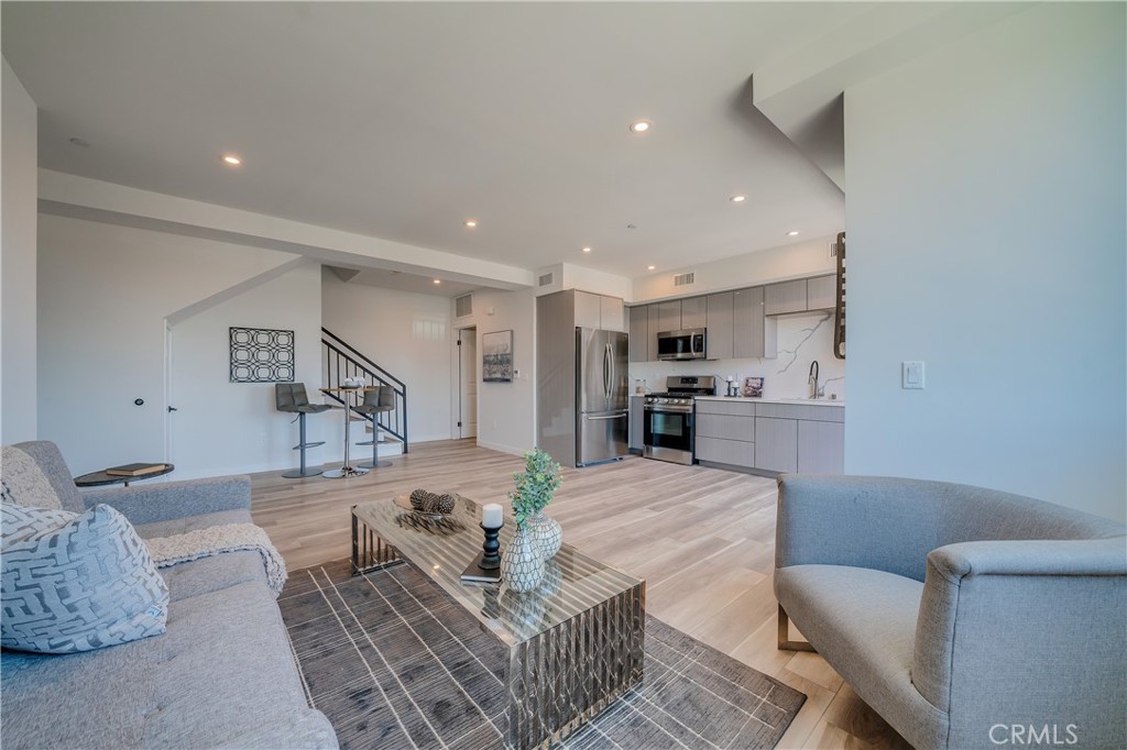 7018 Alabama Avenue 301