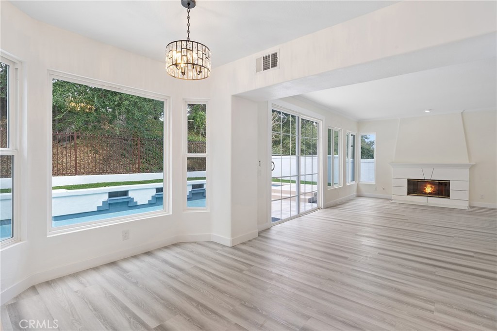 4389 Park Monte Nord