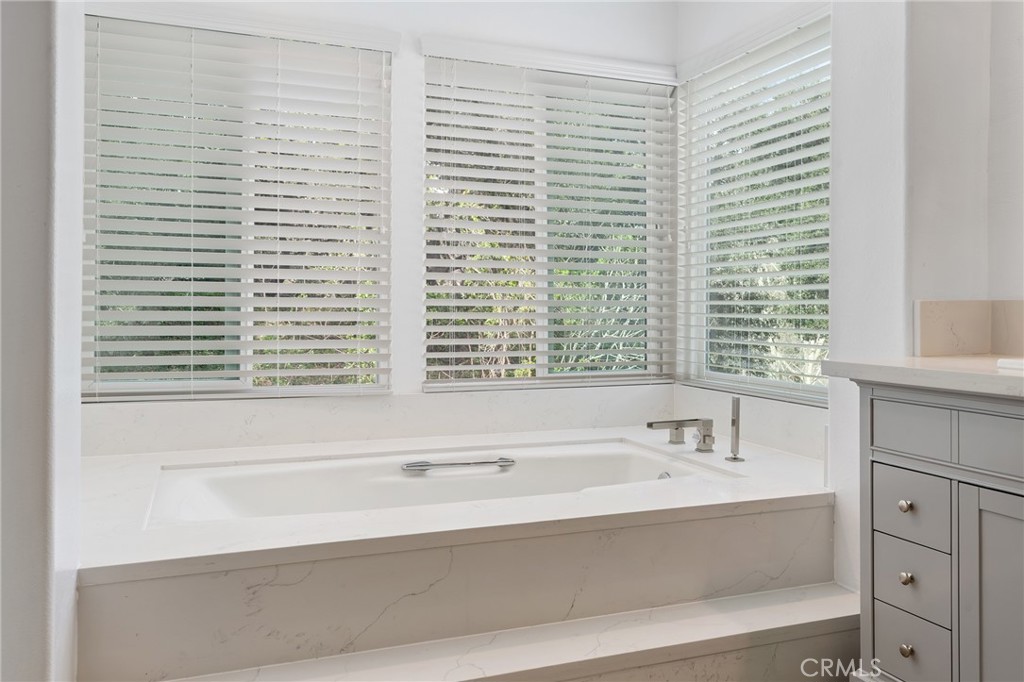 4389 Park Monte Nord