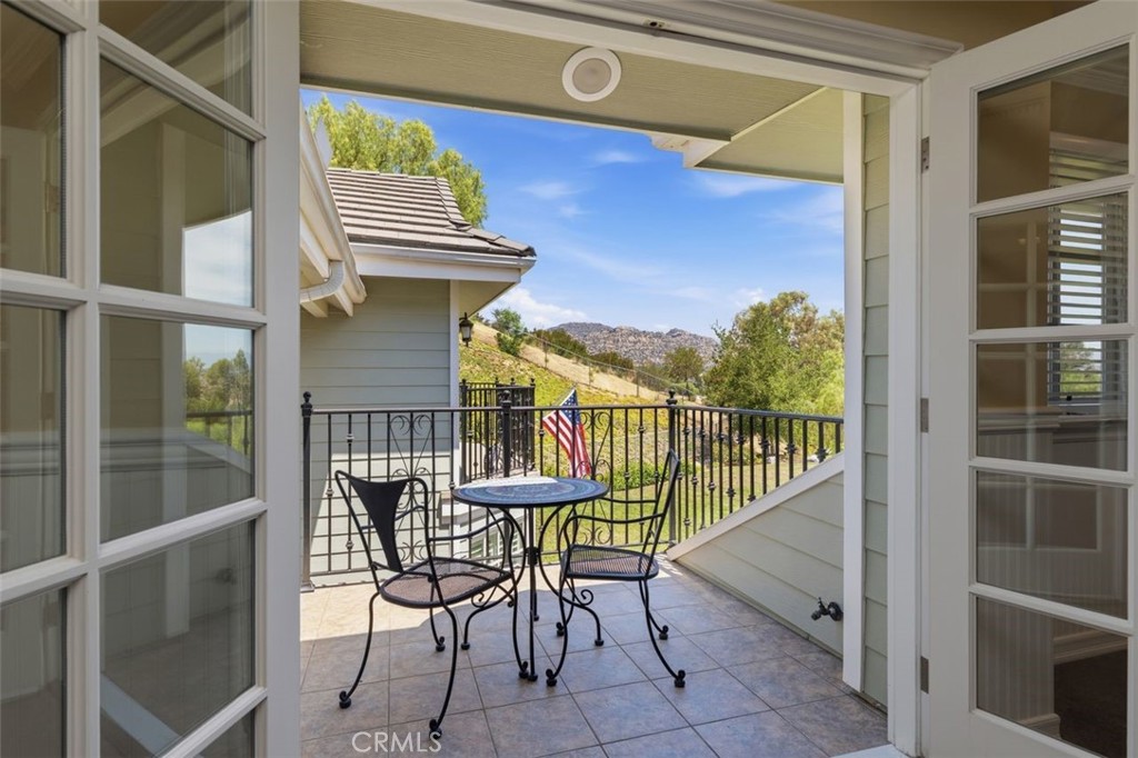 8201 Quiet Hills Court