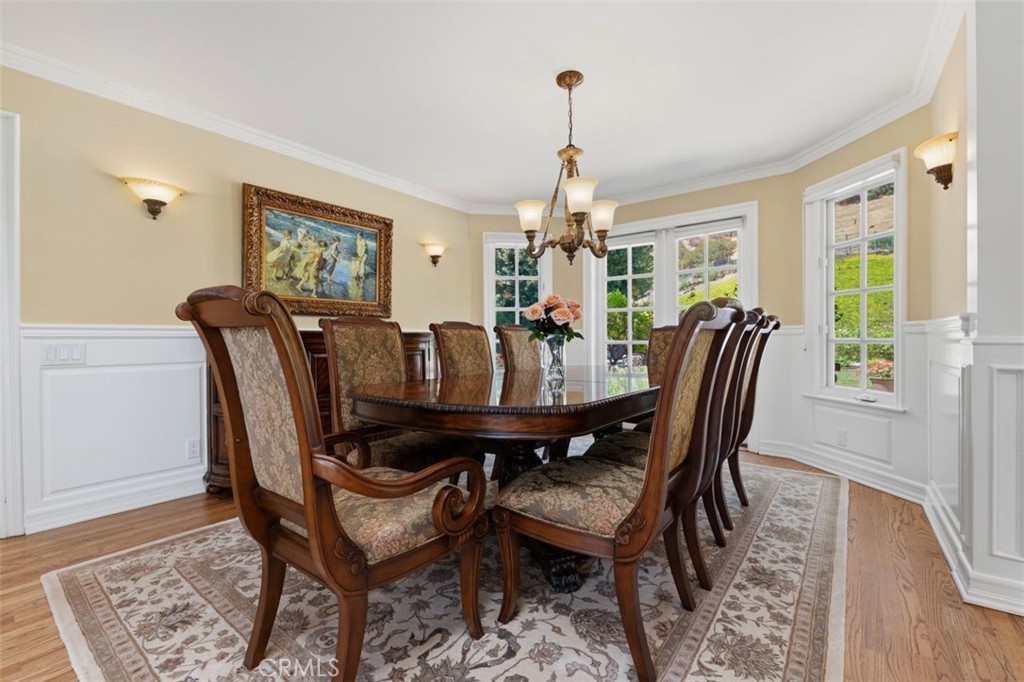 8201 Quiet Hills Court