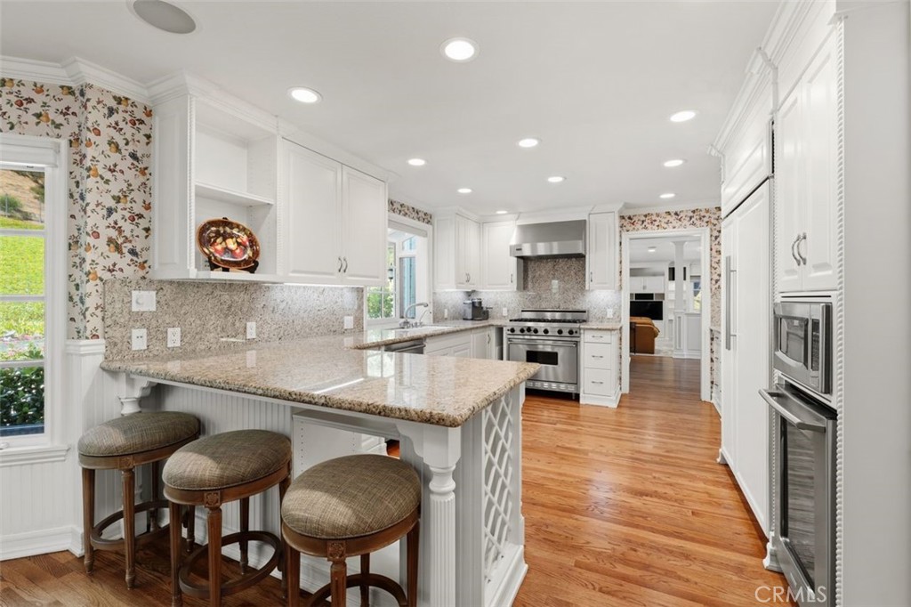 8201 Quiet Hills Court