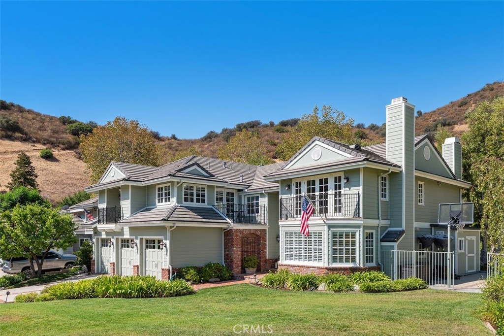 8201 Quiet Hills Court
