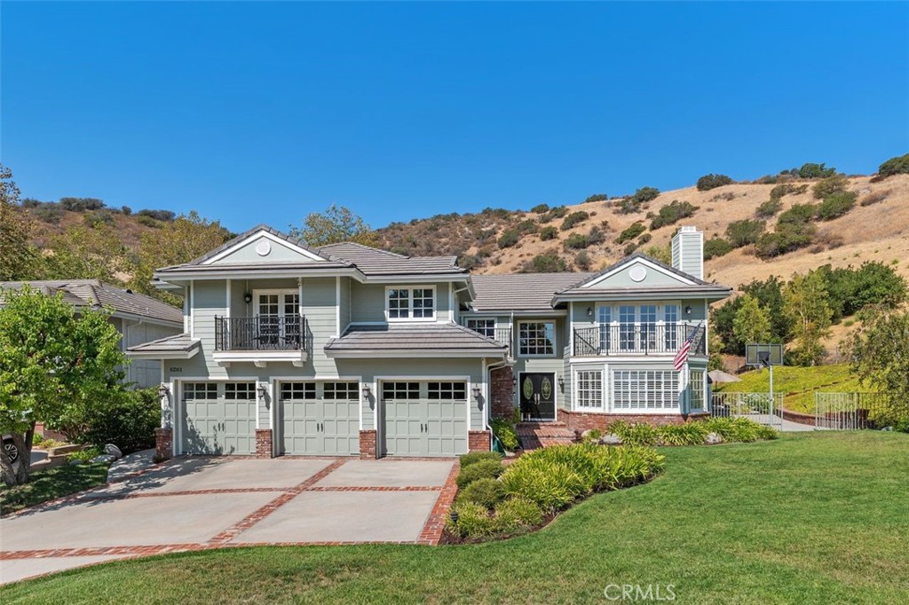 8201 Quiet Hills Court
