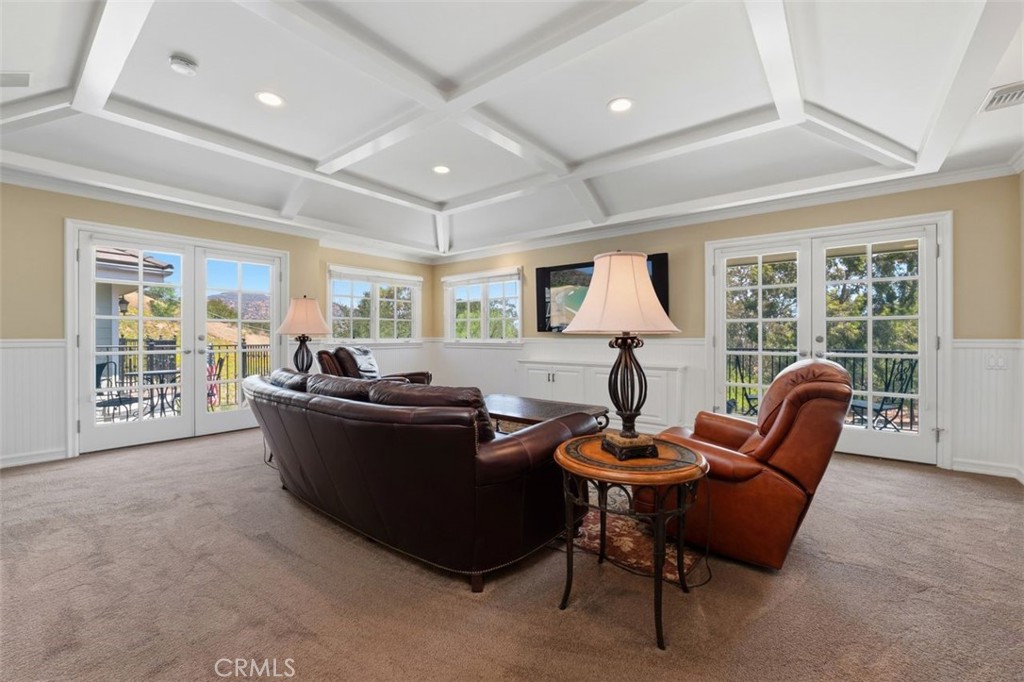 8201 Quiet Hills Court