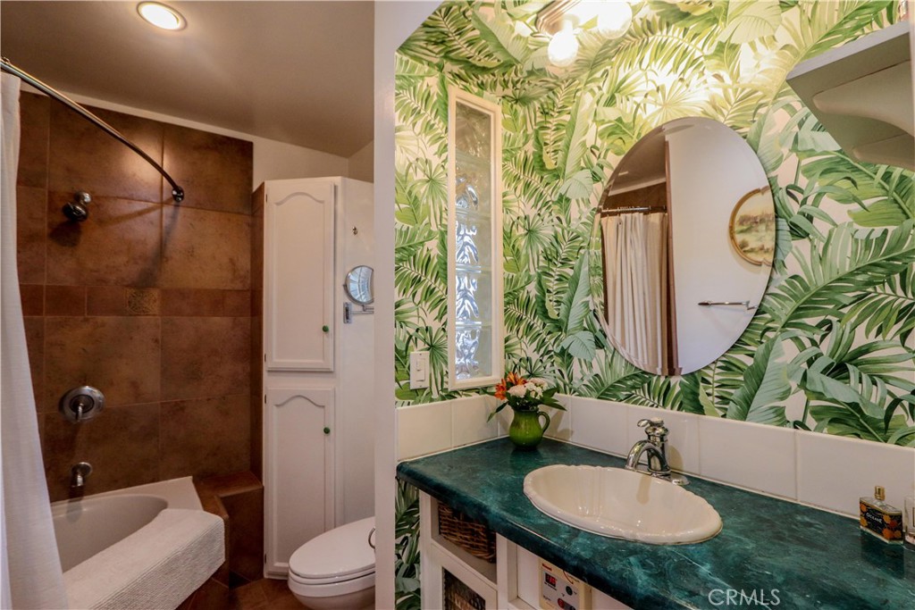 3507 Rosehedge Drive