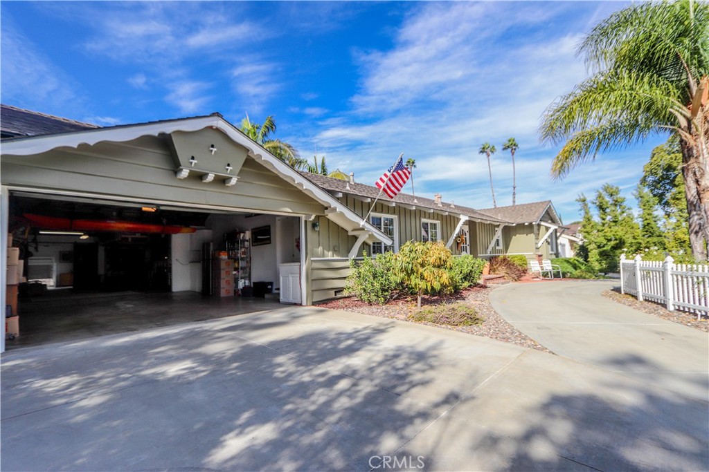 3507 Rosehedge Drive