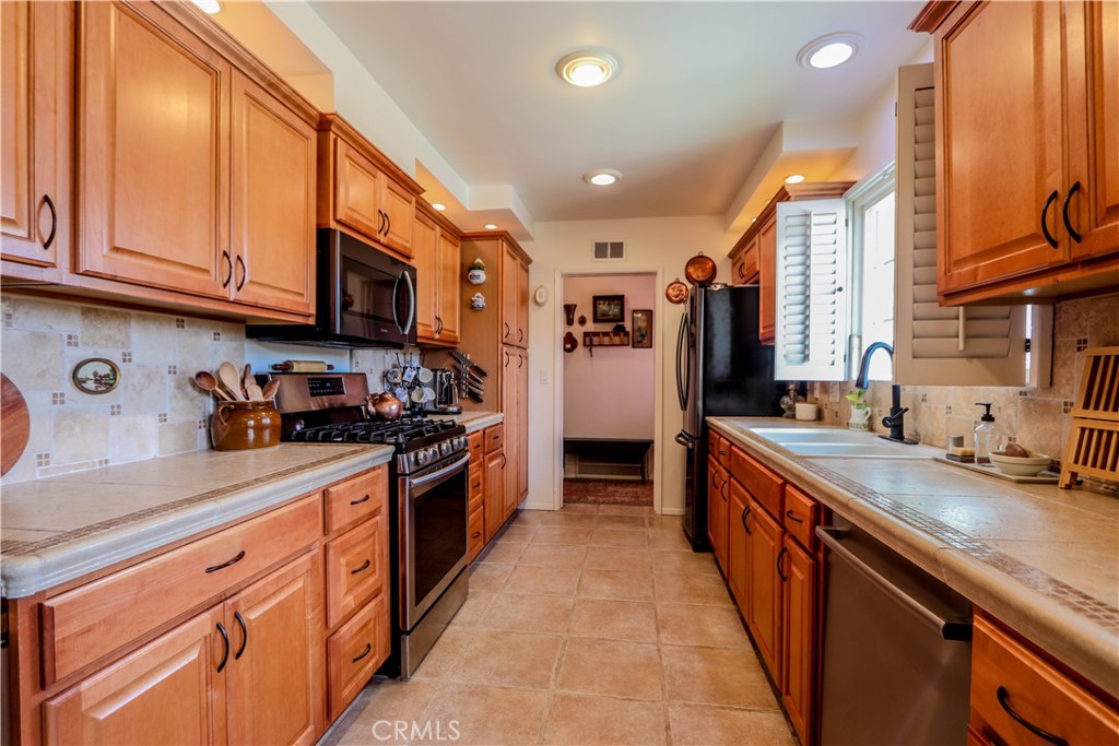 3507 Rosehedge Drive