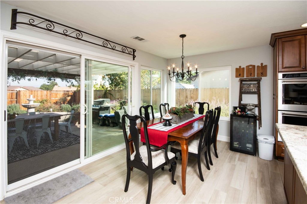 765 W Crestview Street