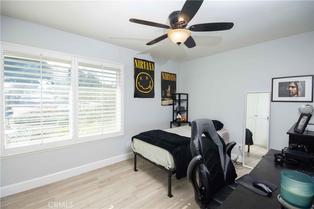 765 W Crestview Street