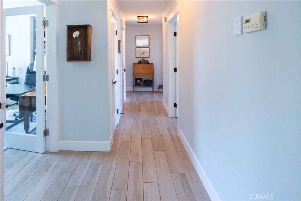 765 W Crestview Street