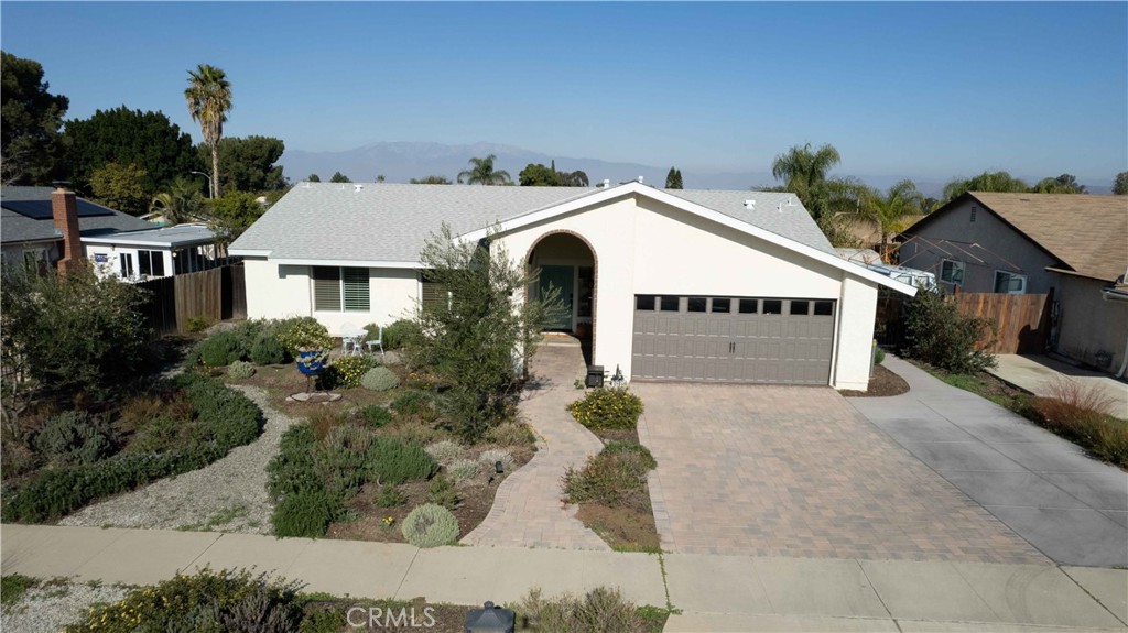 765 W Crestview Street