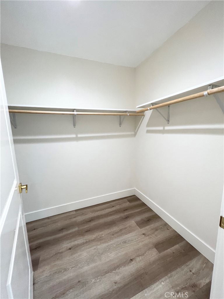 1233 E Fairway Drive