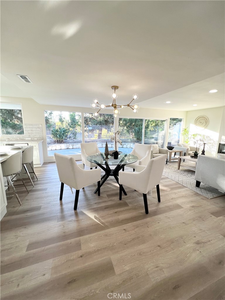 1233 E Fairway Drive