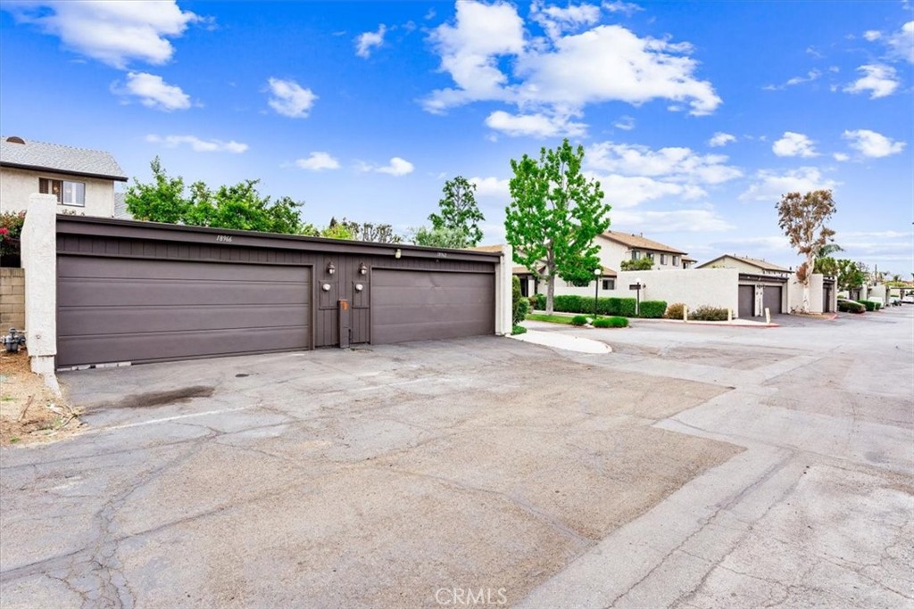 18966 E Appletree Ln