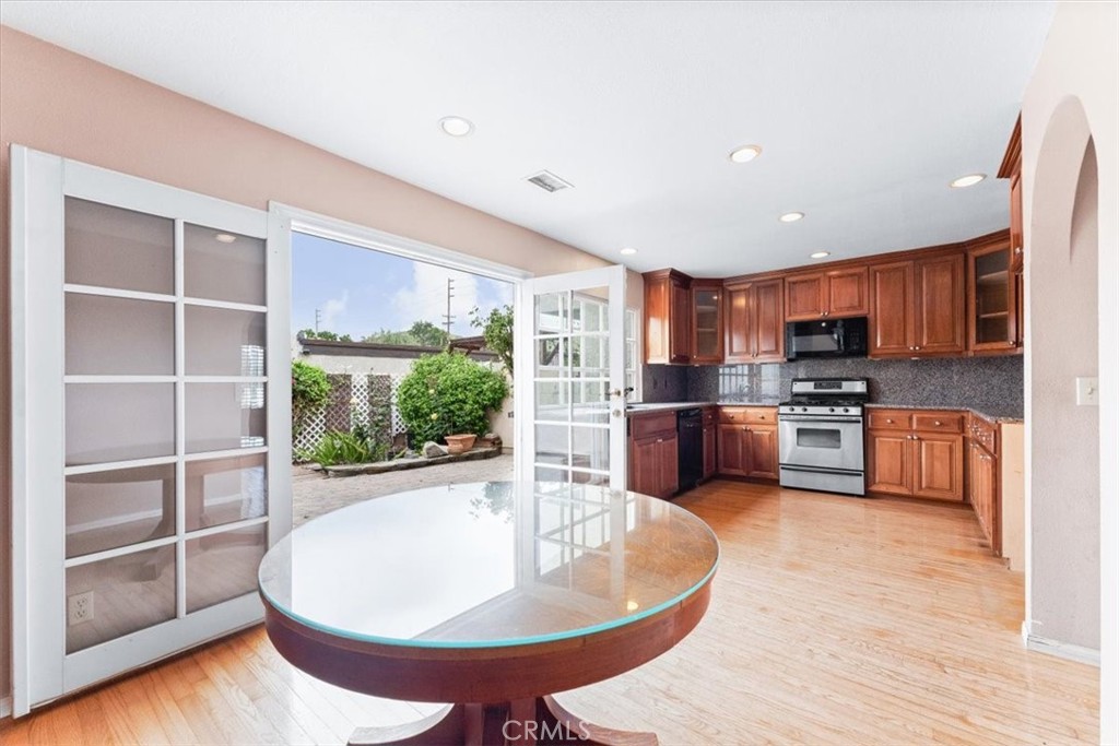 18966 E Appletree Ln