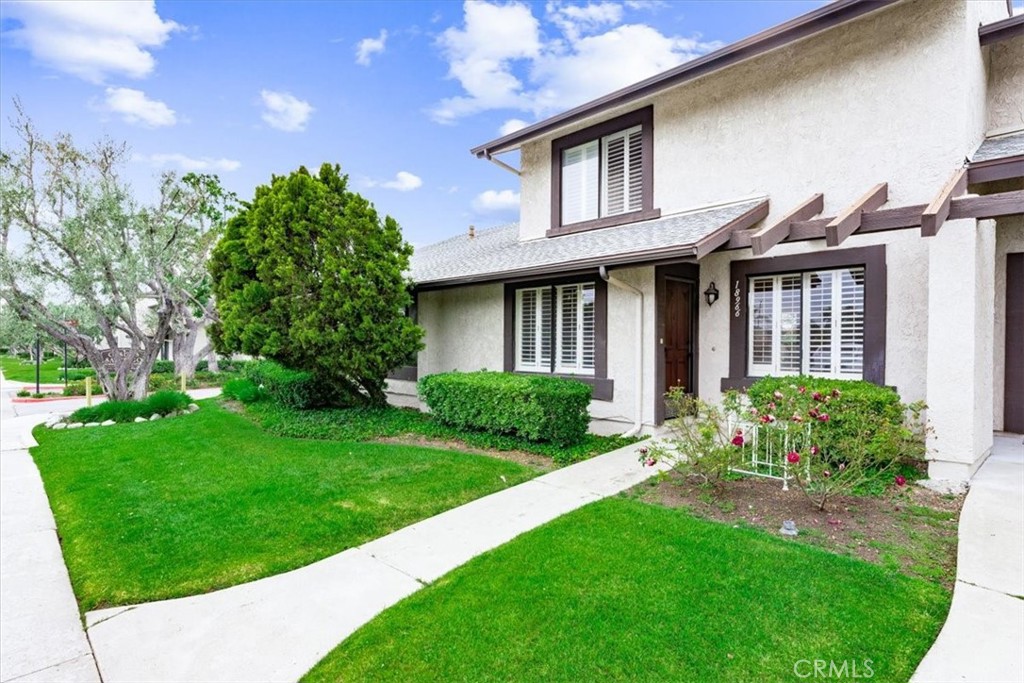 18966 E Appletree Ln