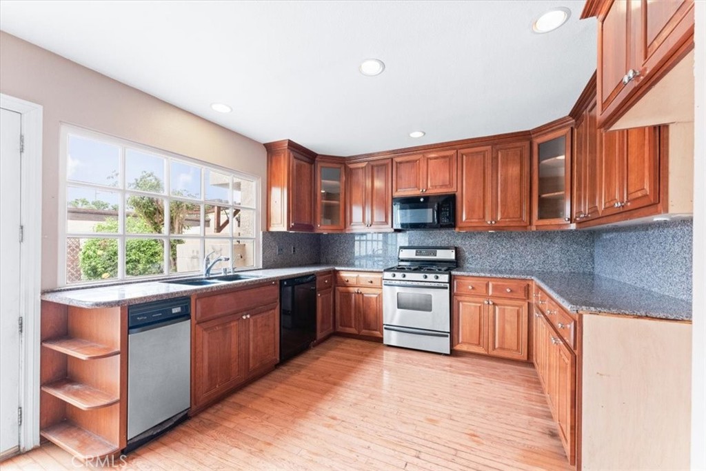 18966 E Appletree Ln