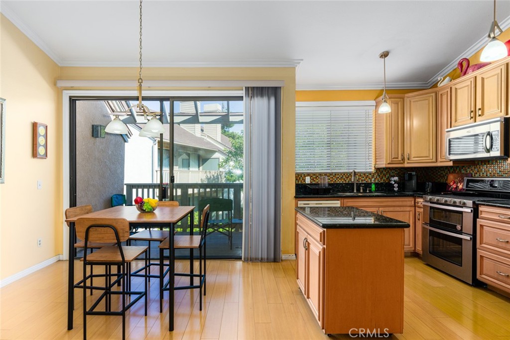 10591 Lakeside Drive S D-198