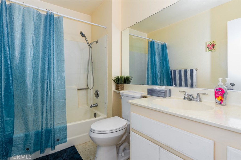 10591 Lakeside Drive S D-198