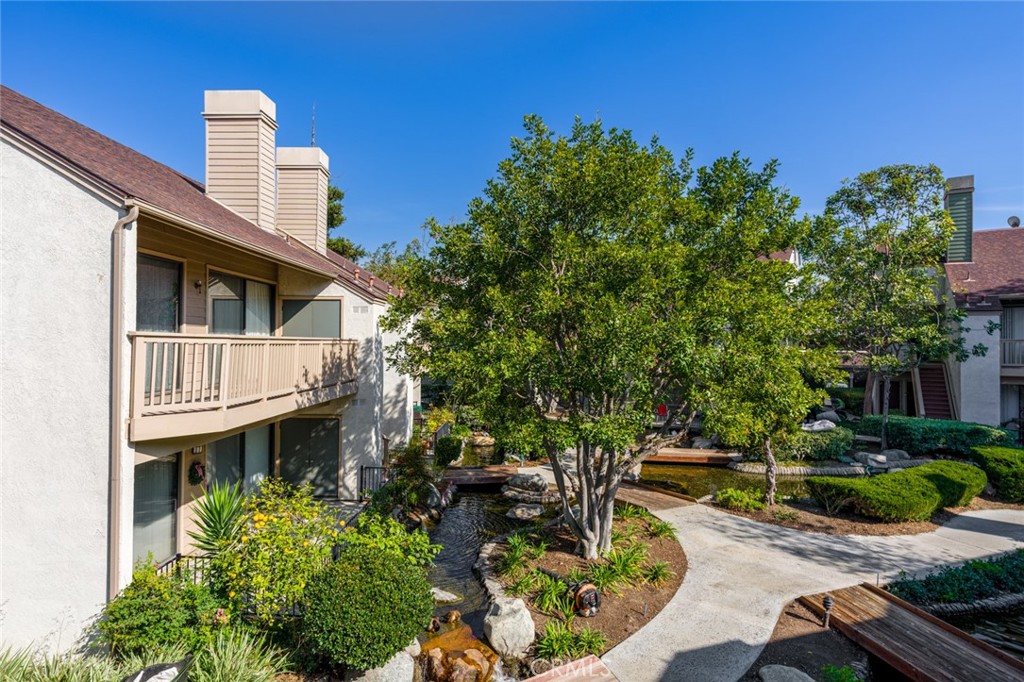 10591 Lakeside Drive S D-198