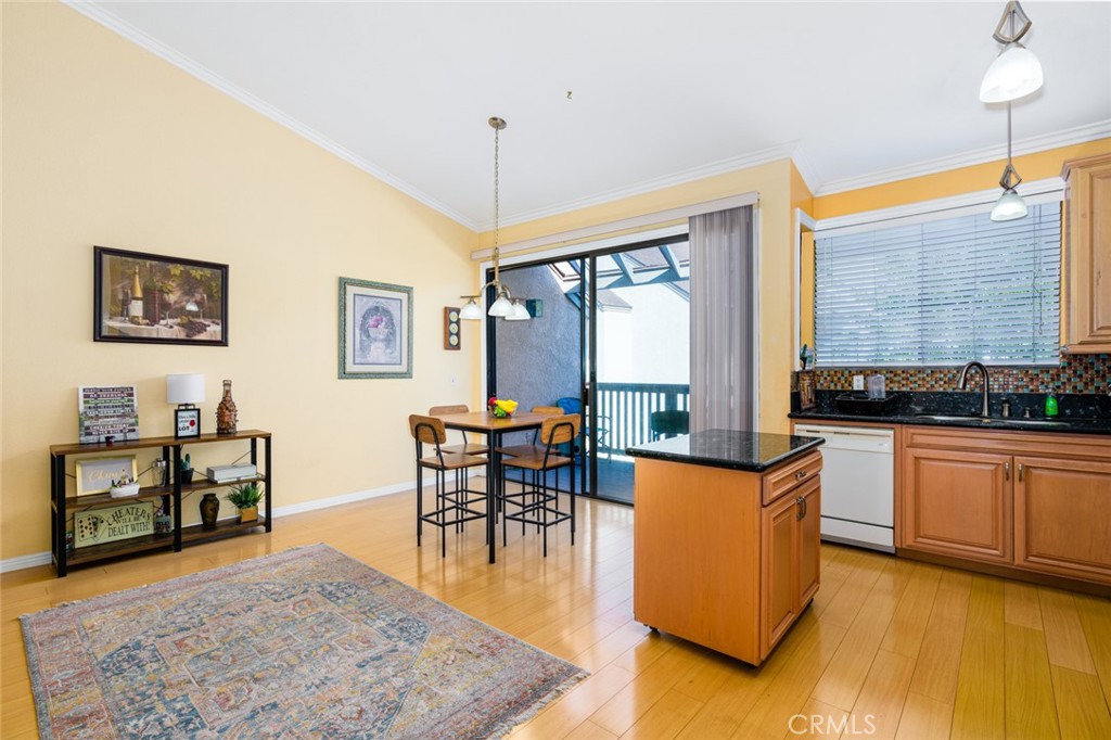 10591 Lakeside Drive S D-198