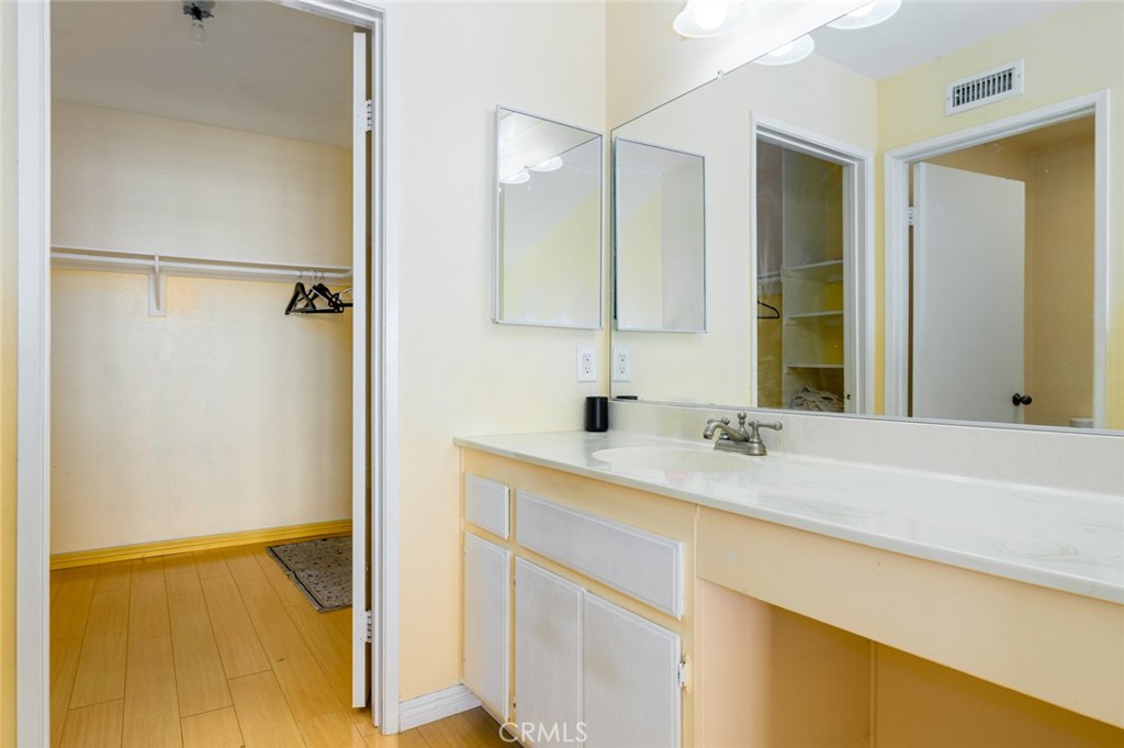 10591 Lakeside Drive S D-198