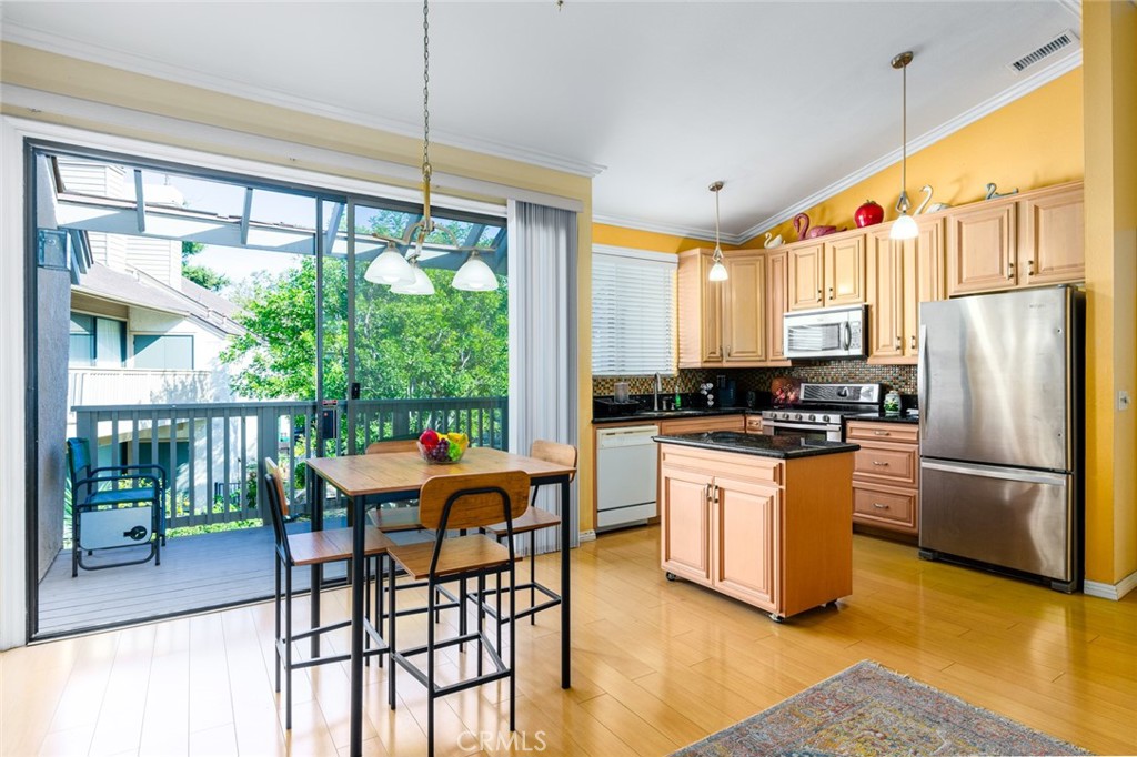 10591 Lakeside Drive S D-198